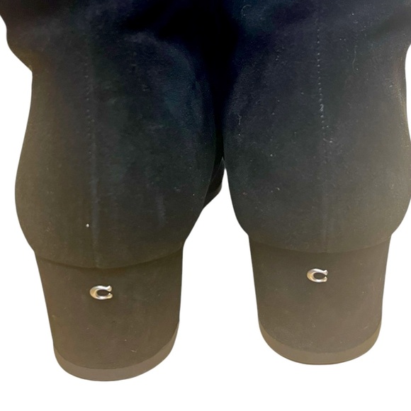 Coach Cassandra bootie in excellent condition black suede size 9.5 women’s - Picture 6 of 12